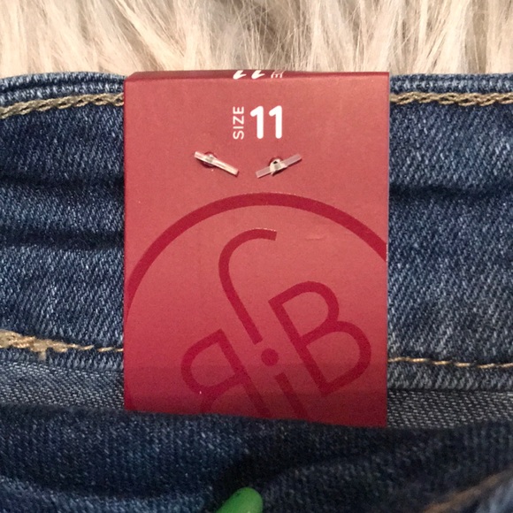 High Rise Jean Shorts - Picture 3 of 3